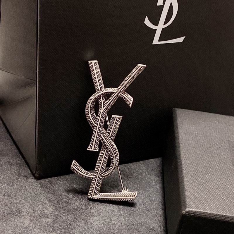 YSL Brooch 9lyr23 (3)